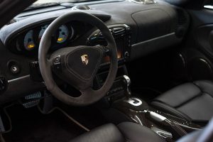 Коли под наем|Снимка Porsche Carrera b-turbo t-hard Brone.bg