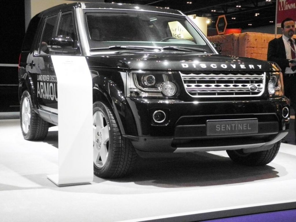 Test of an armored Range Rover
